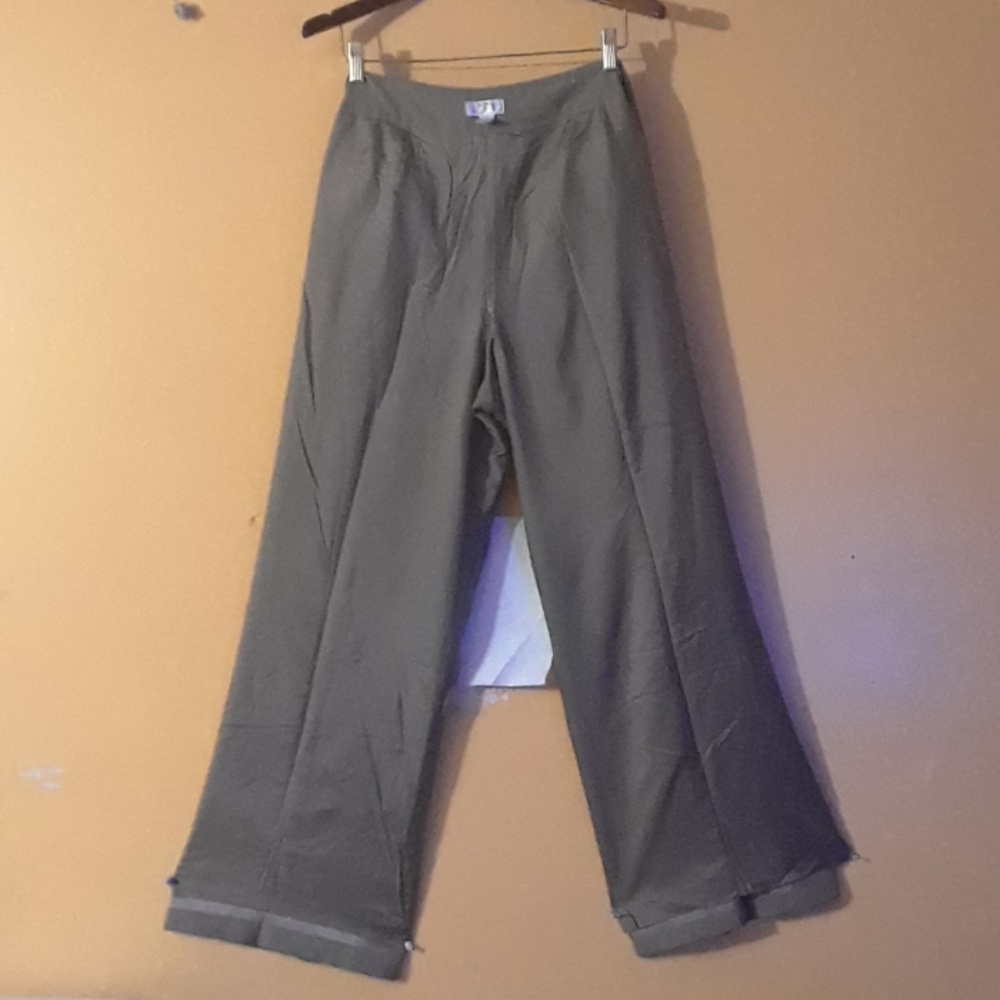 Pants - Picture 4 of 4